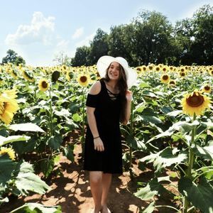 Meet your Posher, Stacy